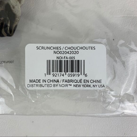 Noir Set of 3 animal Print Scrunchies NWT - Picture 6 of 6